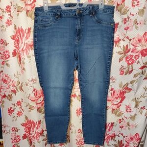 d. jeans Women's Classic Blue Ankle Jeans 18w